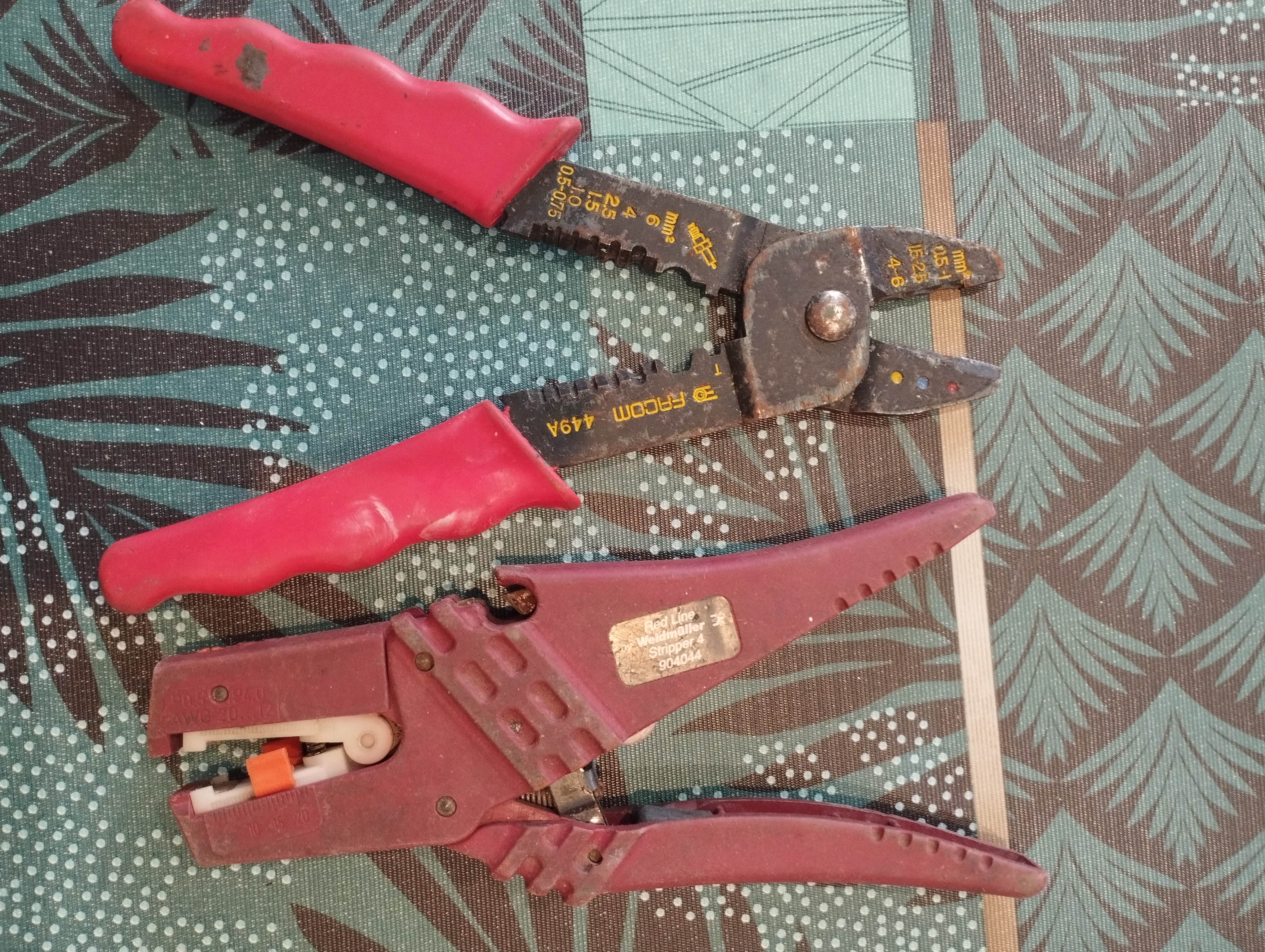 Location pince a sertir 85 entre particuliers