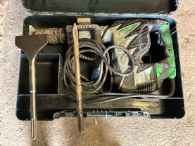 Location : perforateur Location : perforateur