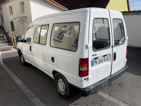 Location : utilitaire