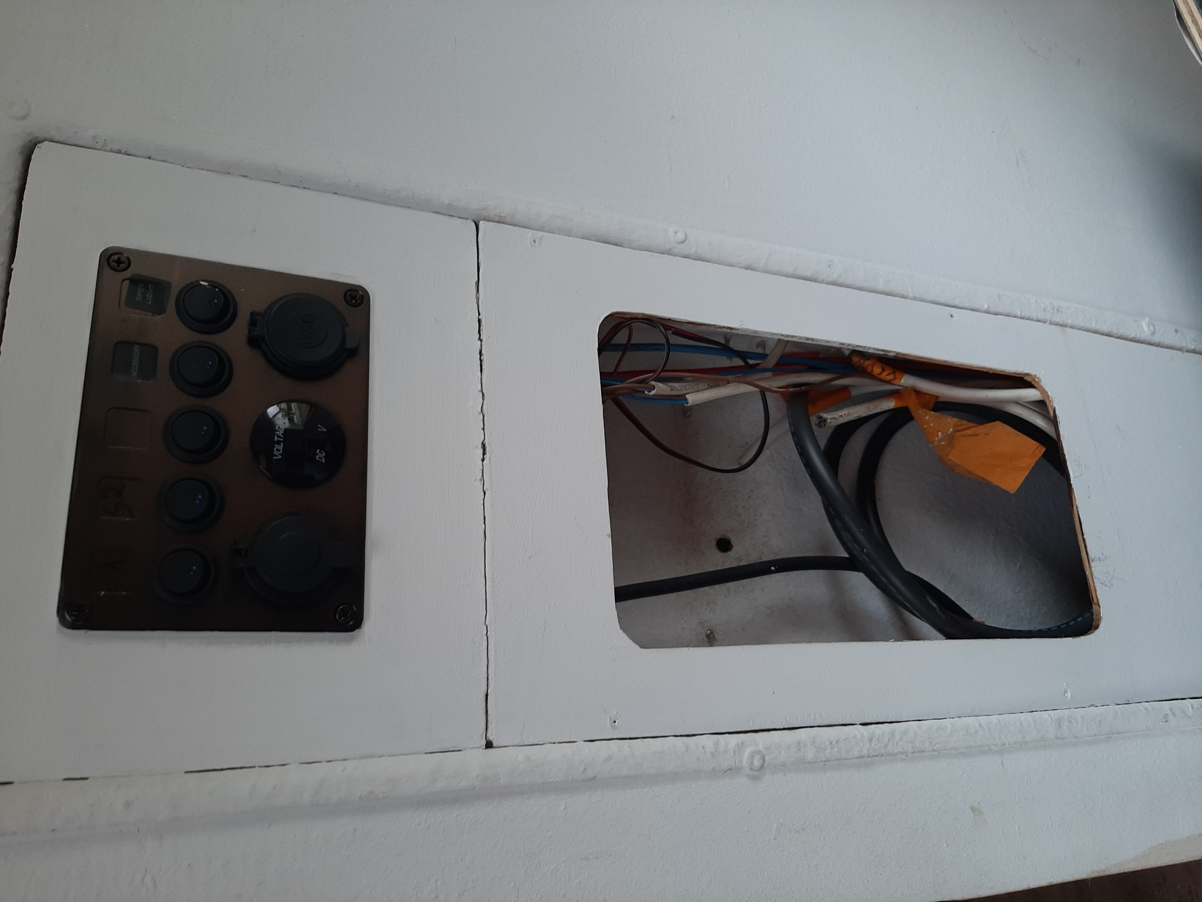 Service electricien 73 entre particuliers