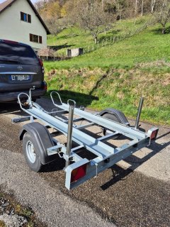 Location : remorque Location : remorque