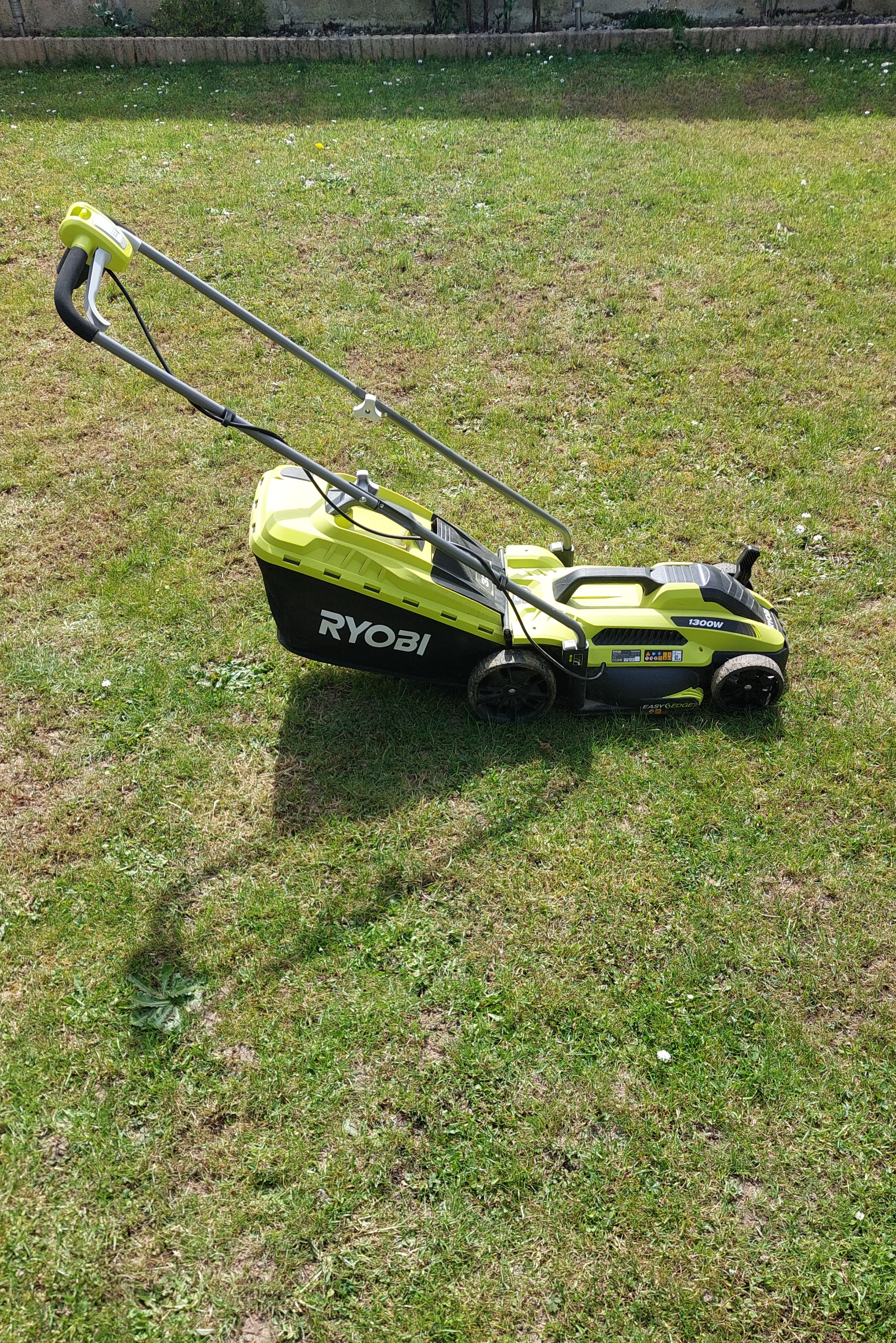 Location tondeuse 02 entre particuliers