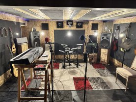 Location : instrument musique Location : instrument musique