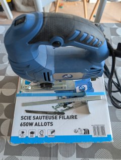 Location : scie sauteuse Location : scie sauteuse