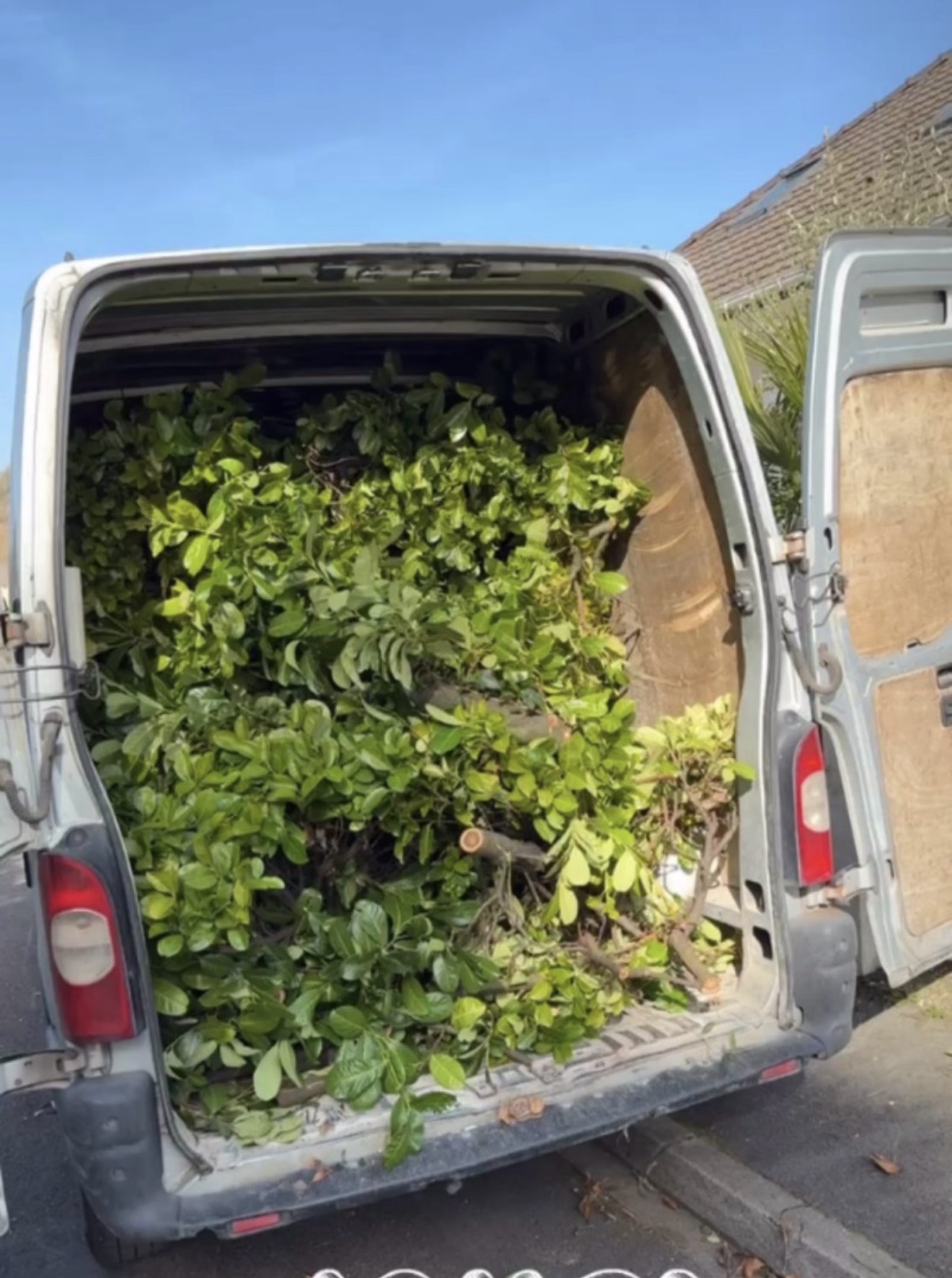 Service avec camion entre particuliers (78)