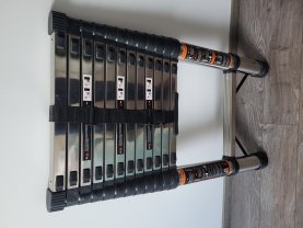 Location : echelle Location : echelle