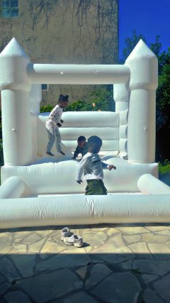 Location : chateau gonflable