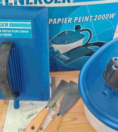 Location : decolleuse de papier peint