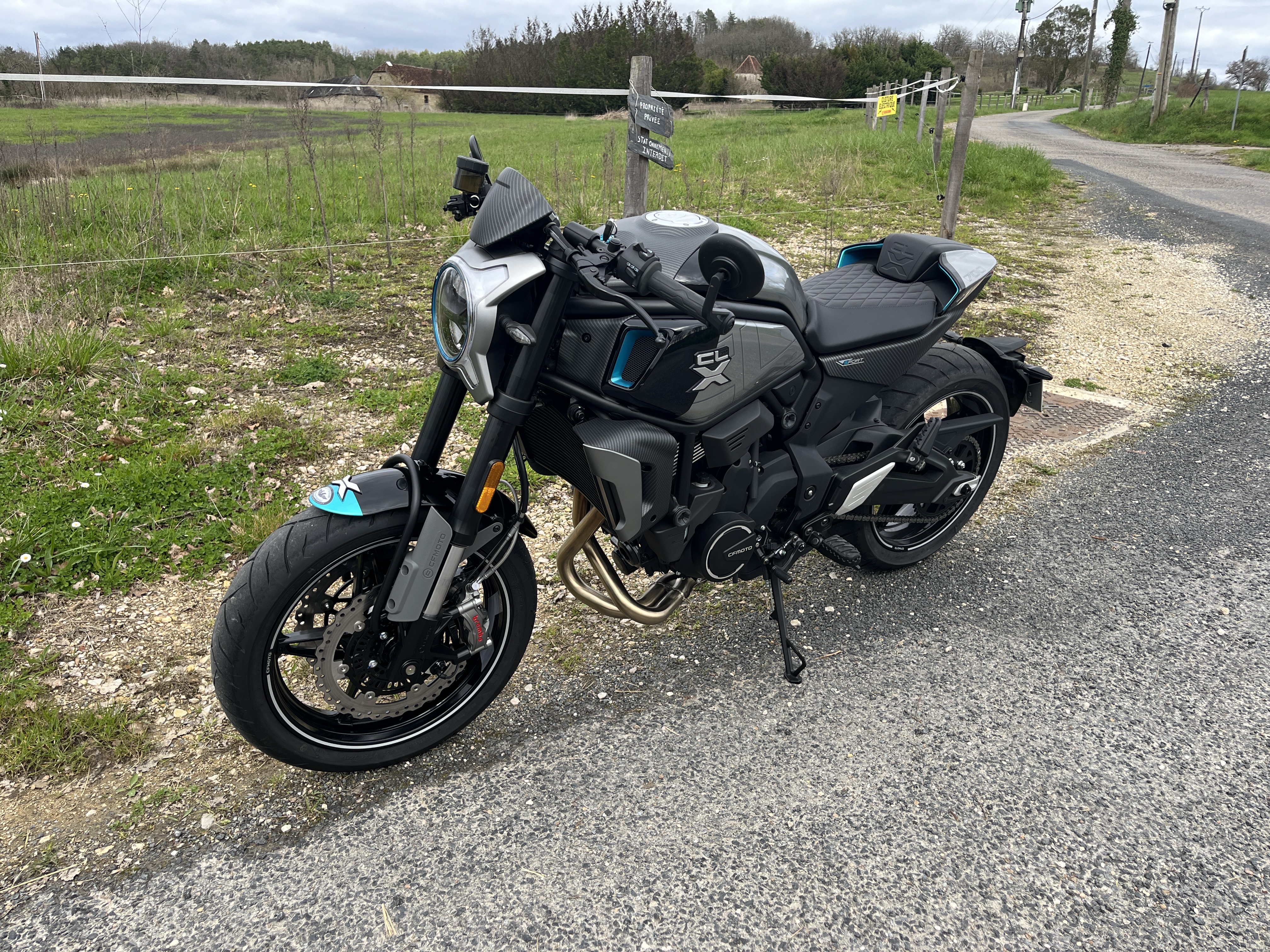 Location moto 19 entre particuliers