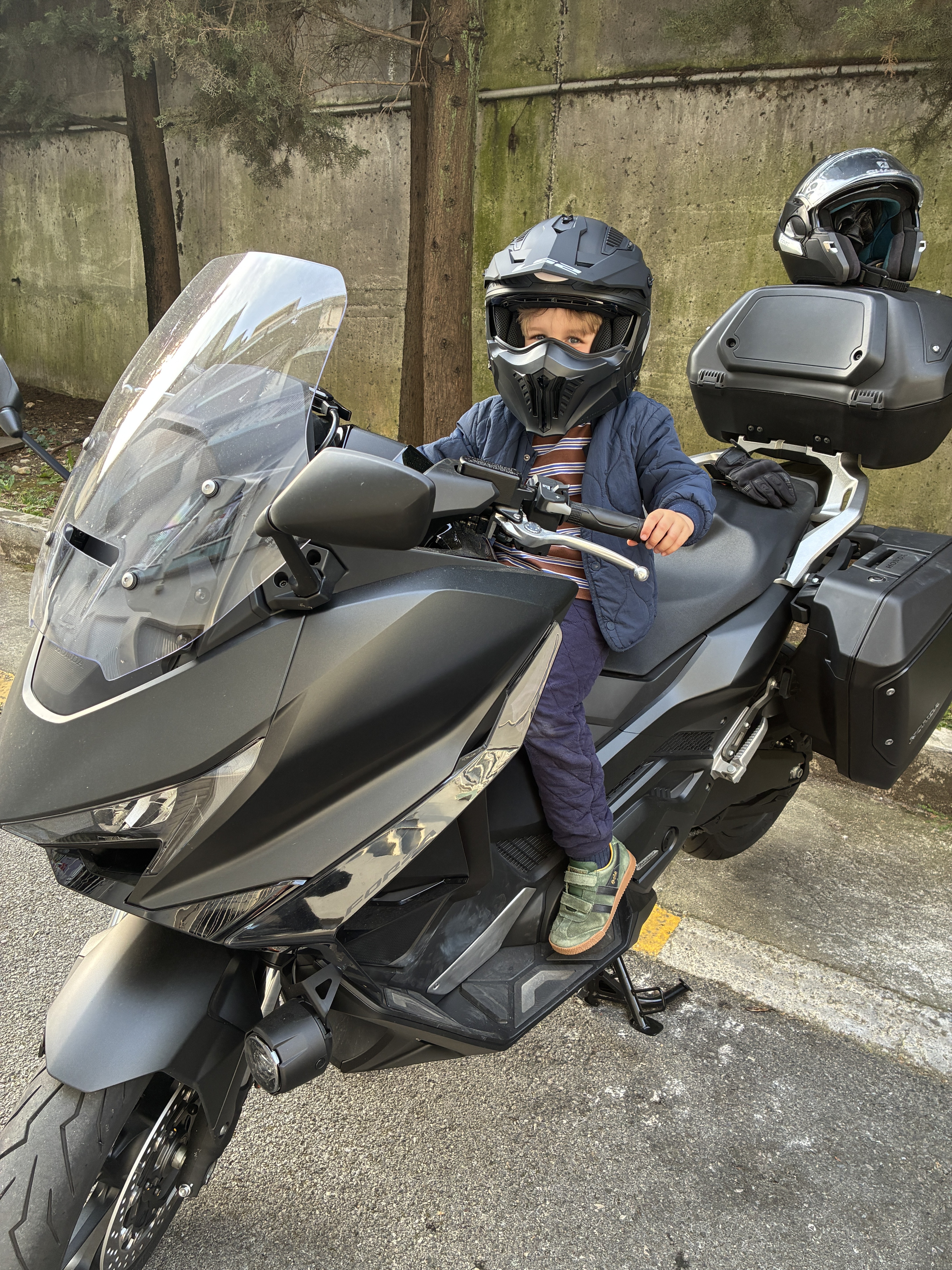 Rental Scooter between individuals (06)
