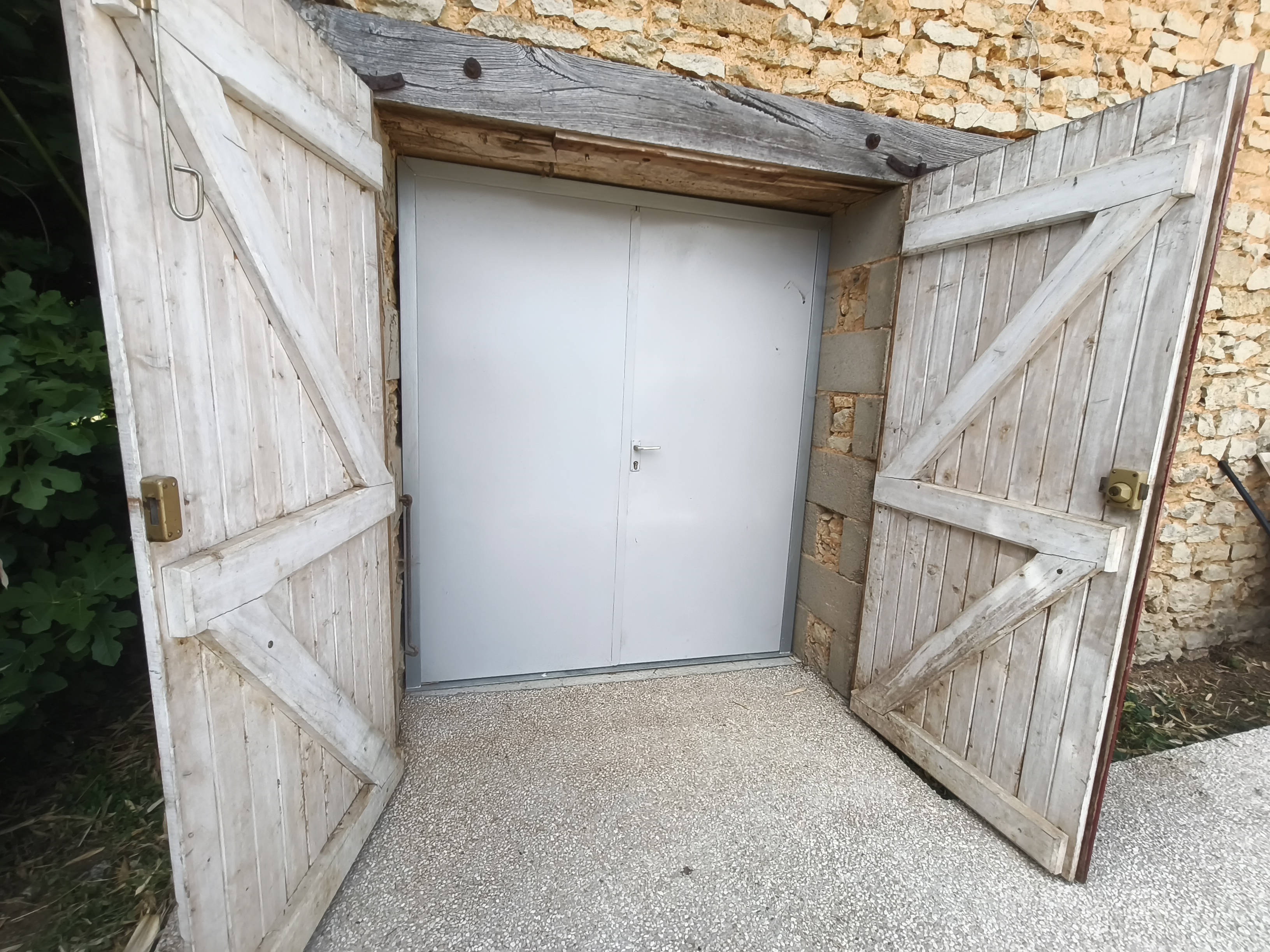 Rental Stockage en box between individuals (86)