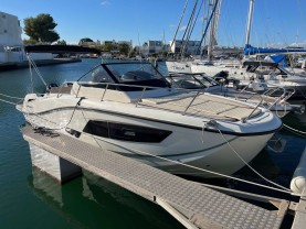 Location : bateau a moteur