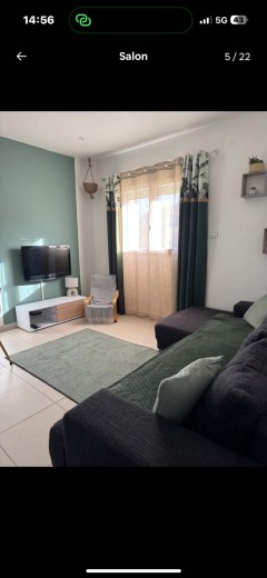 Location : autre Location : autre