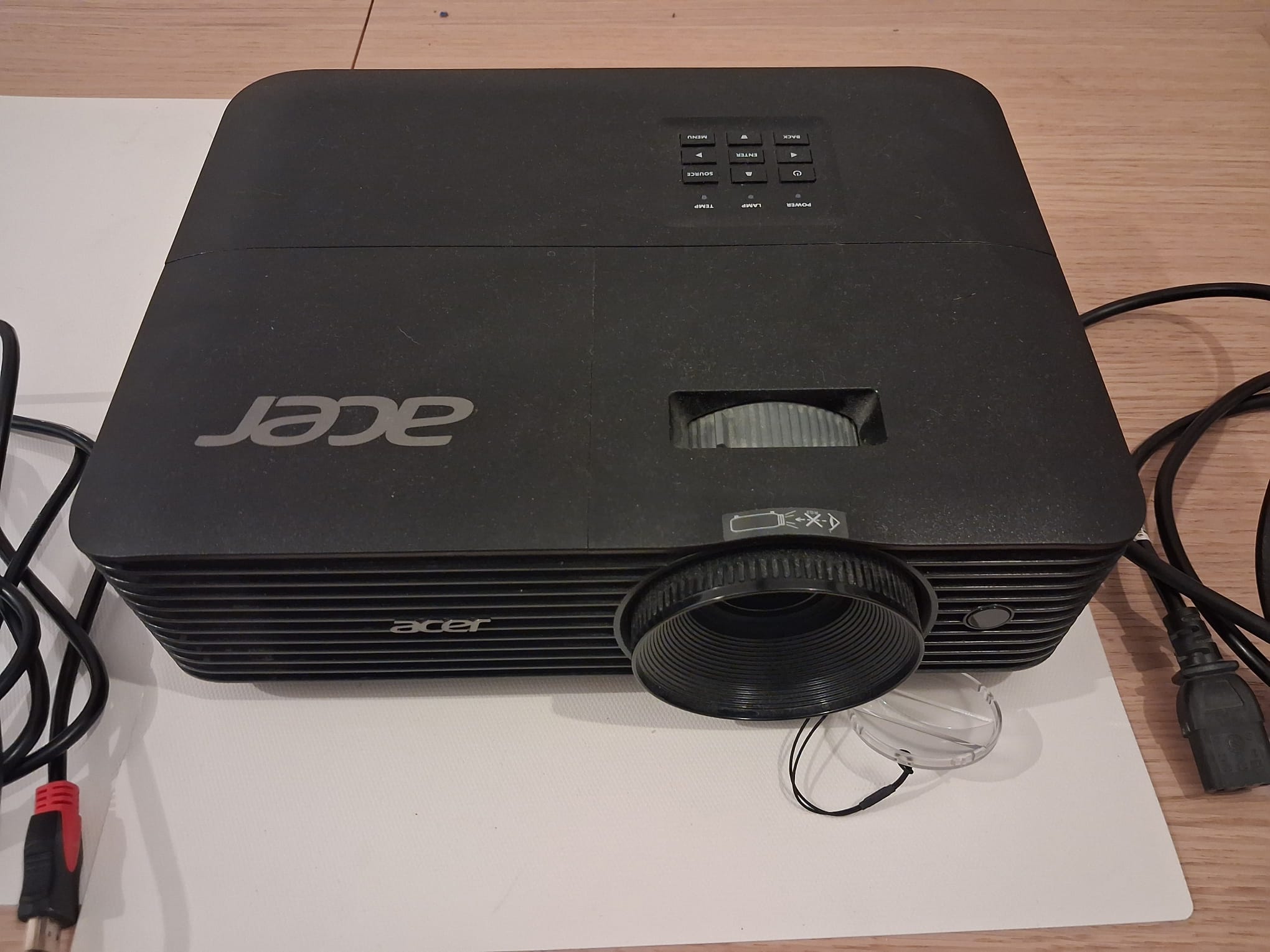 Rental Videoprojecteur between individuals (13)