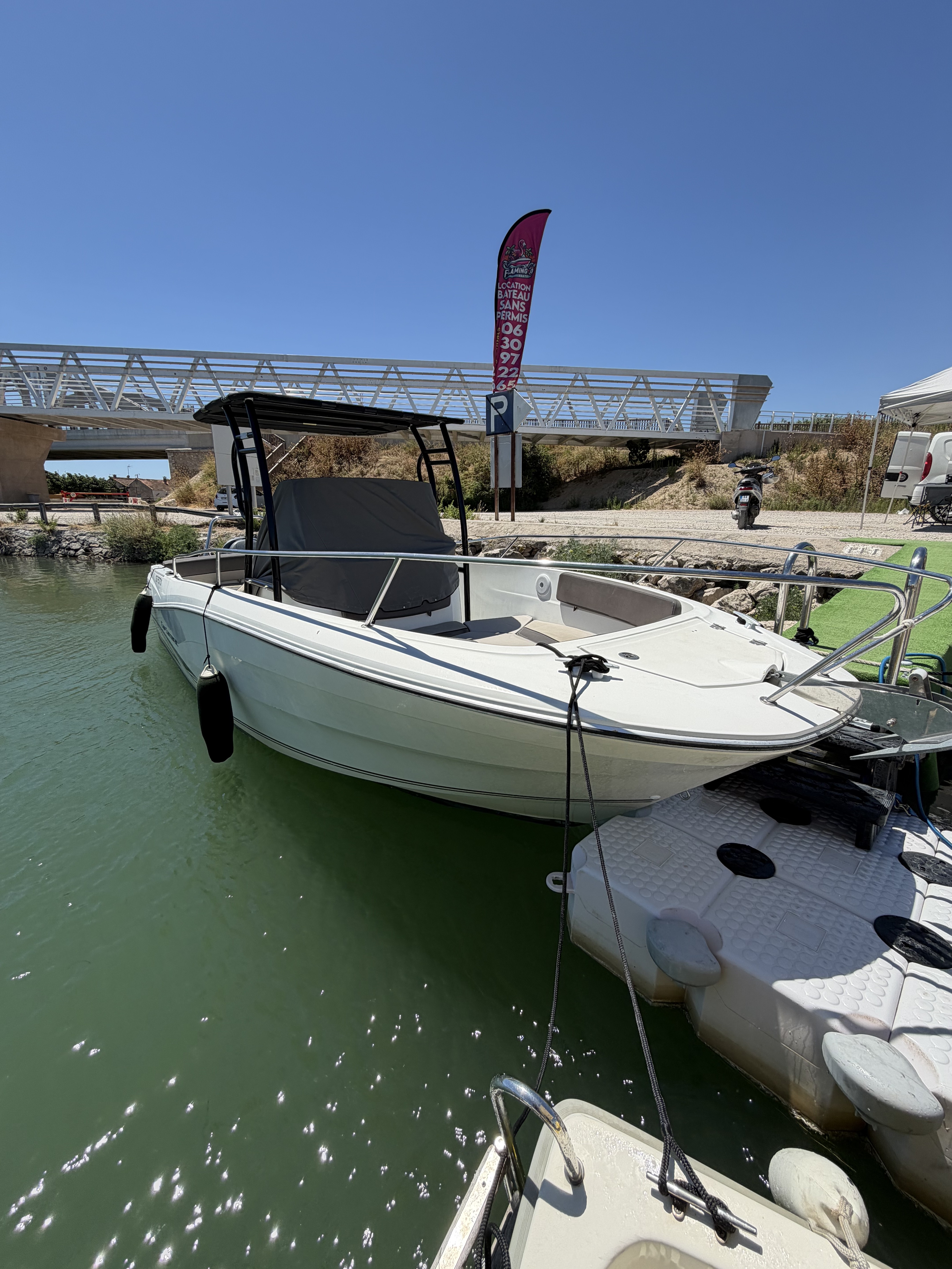 Location bateau a moteur