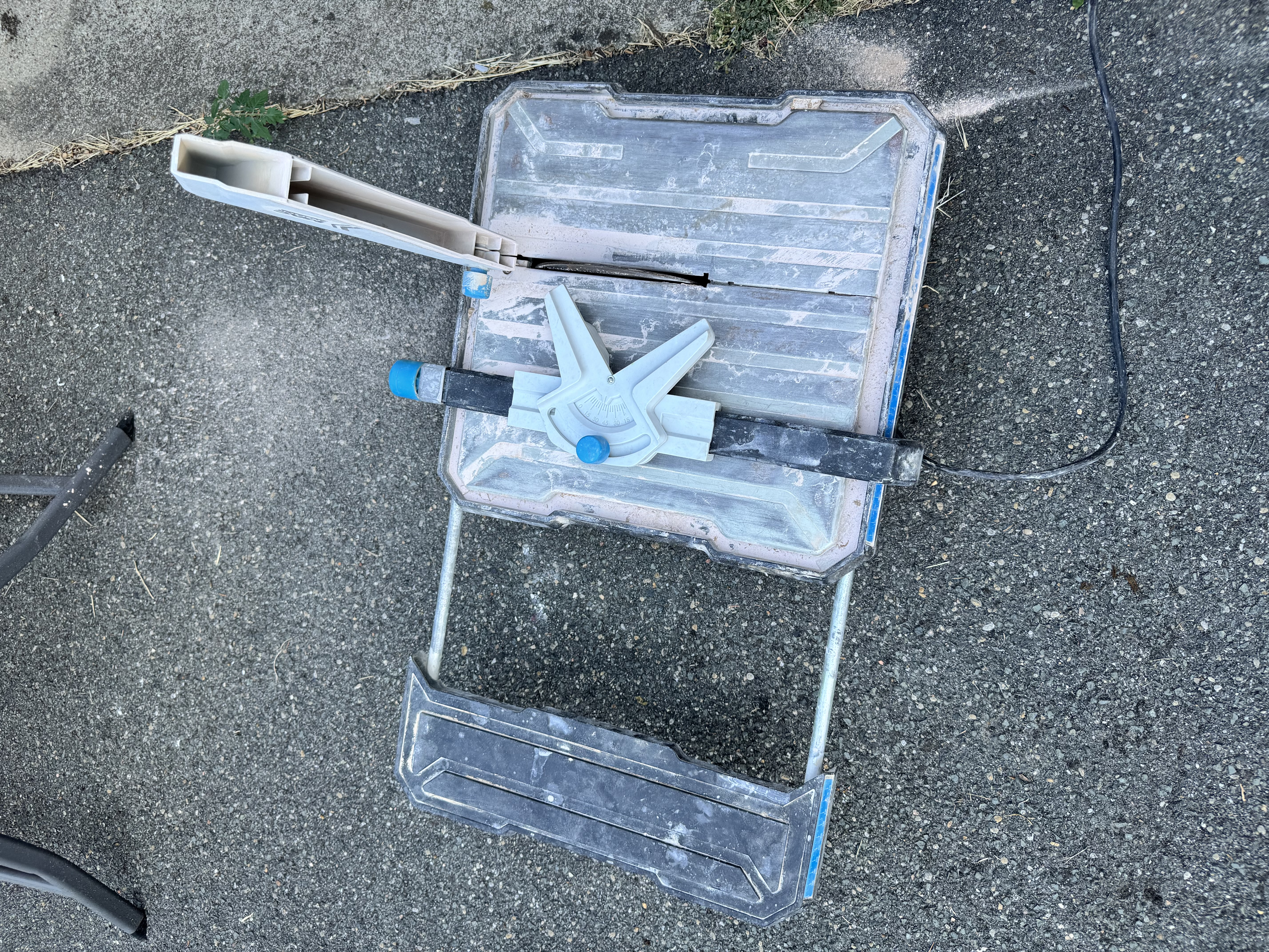 Service pose de carrelage 91 entre particuliers