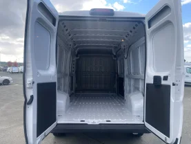 Déménageur avec camion Déménageur avec camion