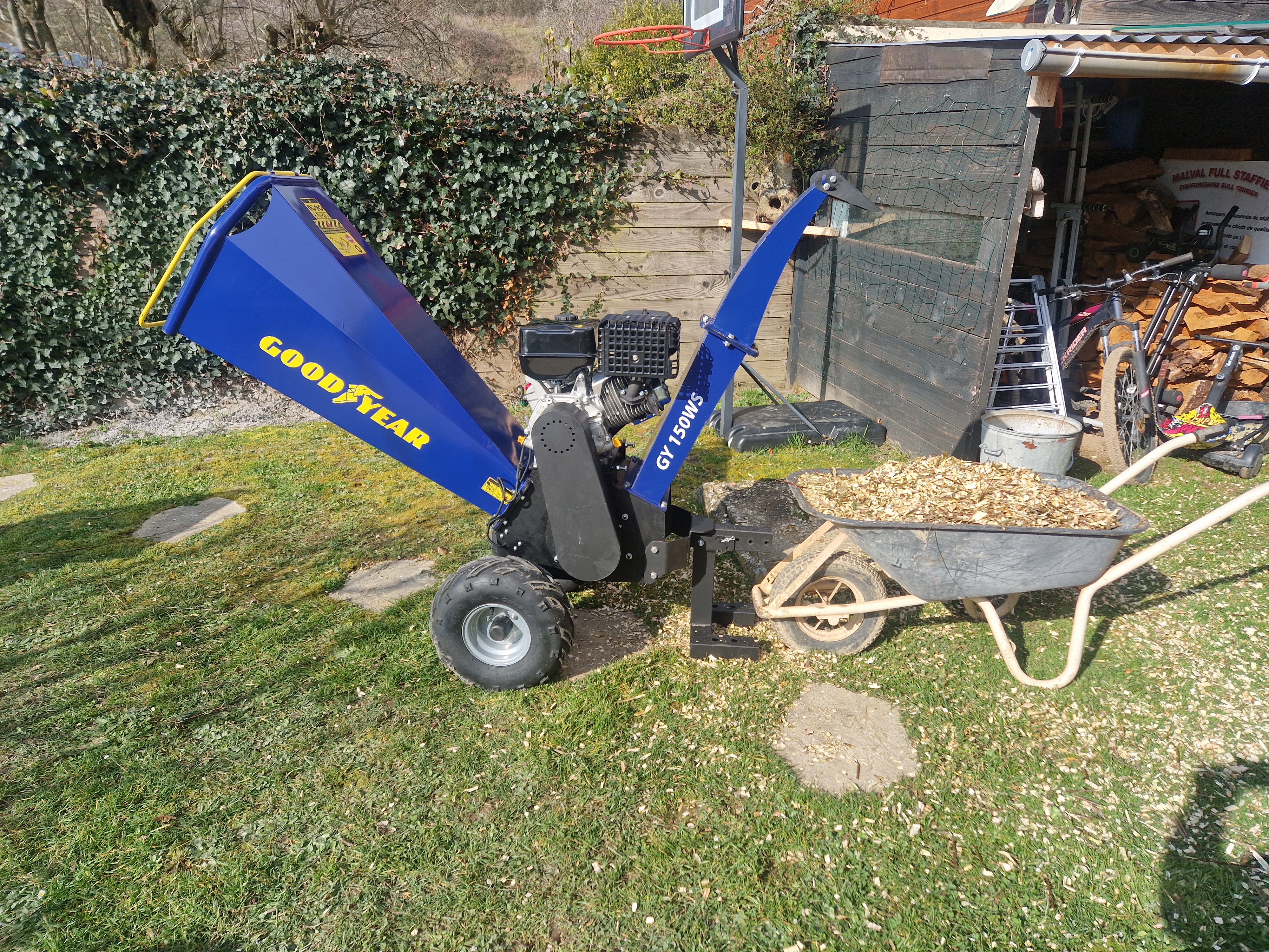 Location broyeur a vegetaux entre particuliers (69)