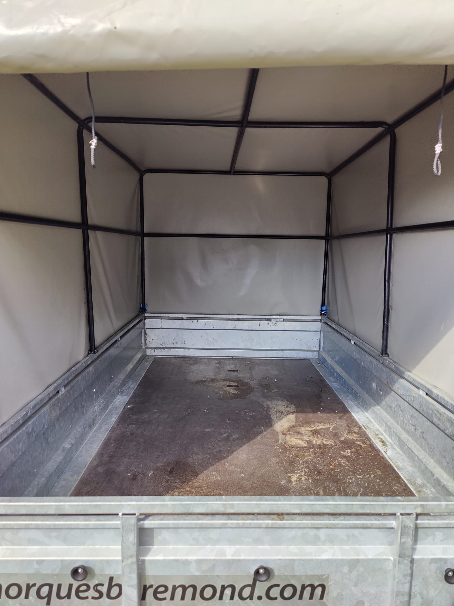 Location remorque entre particuliers (85)