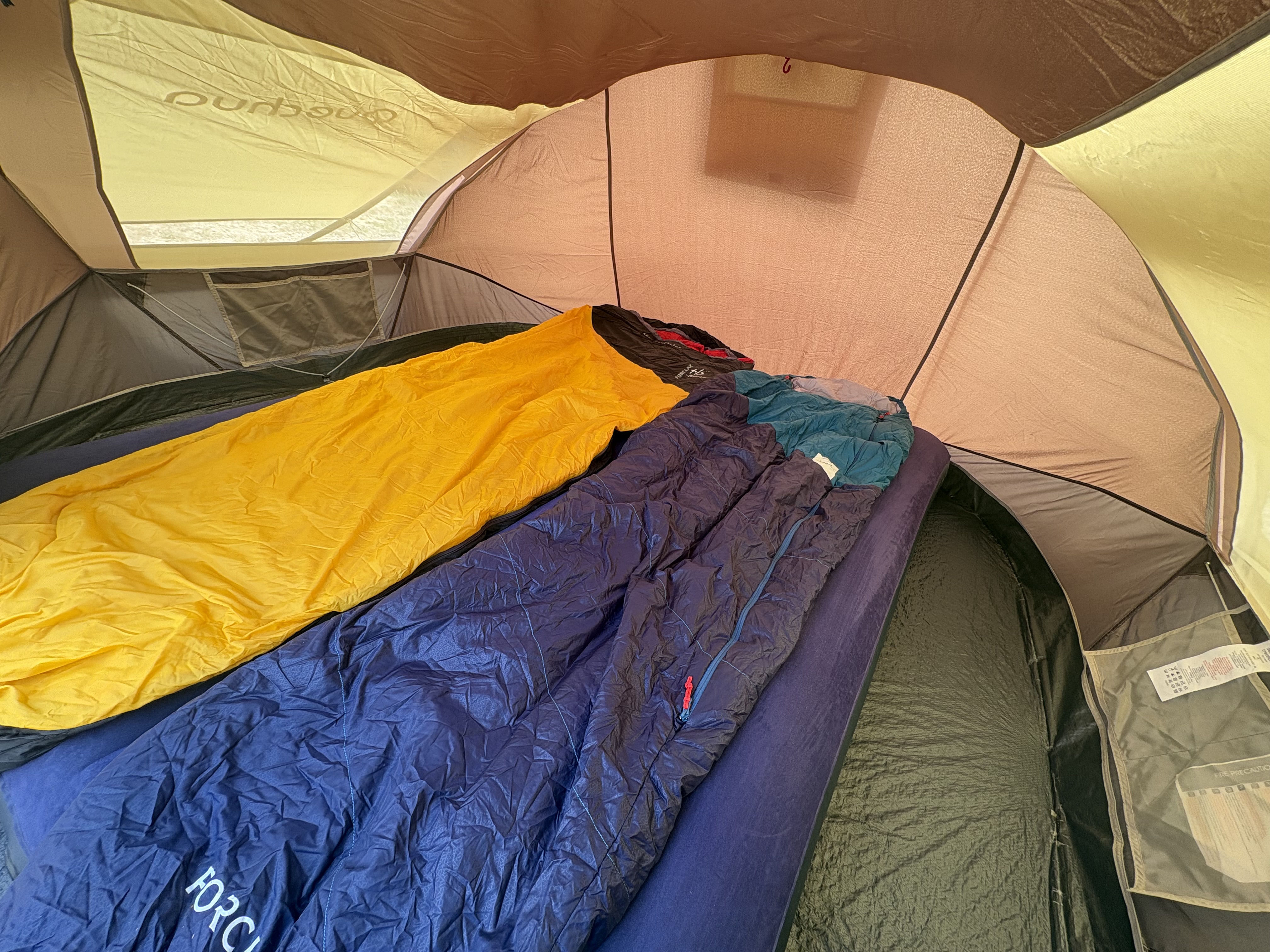 Rental Tente between individuals (62)