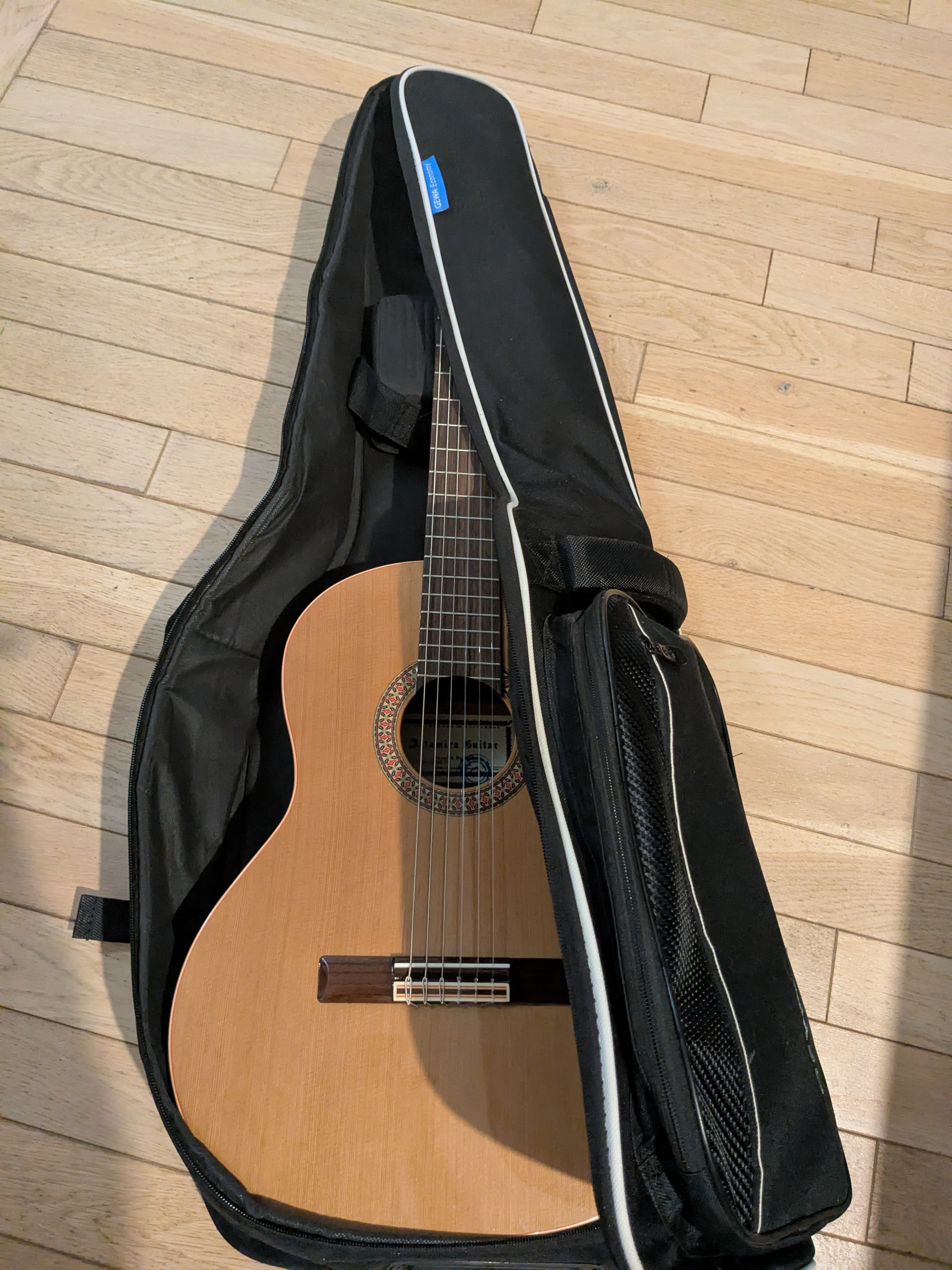 Rental Guitare between individuals (91)