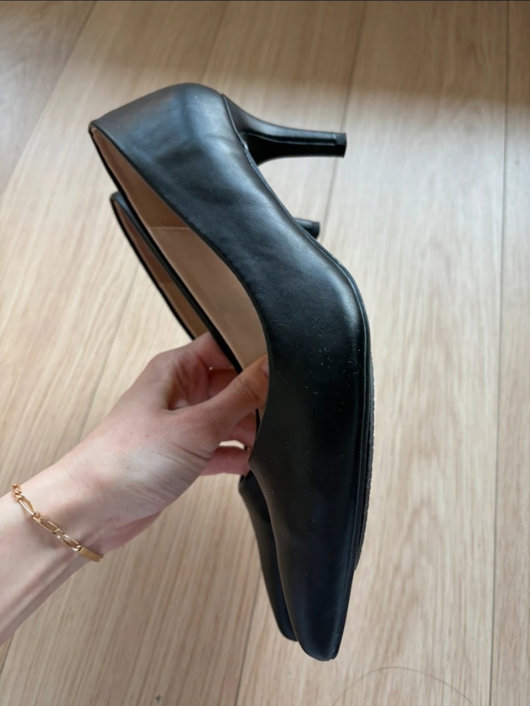 Rental Chaussures between individuals (75)