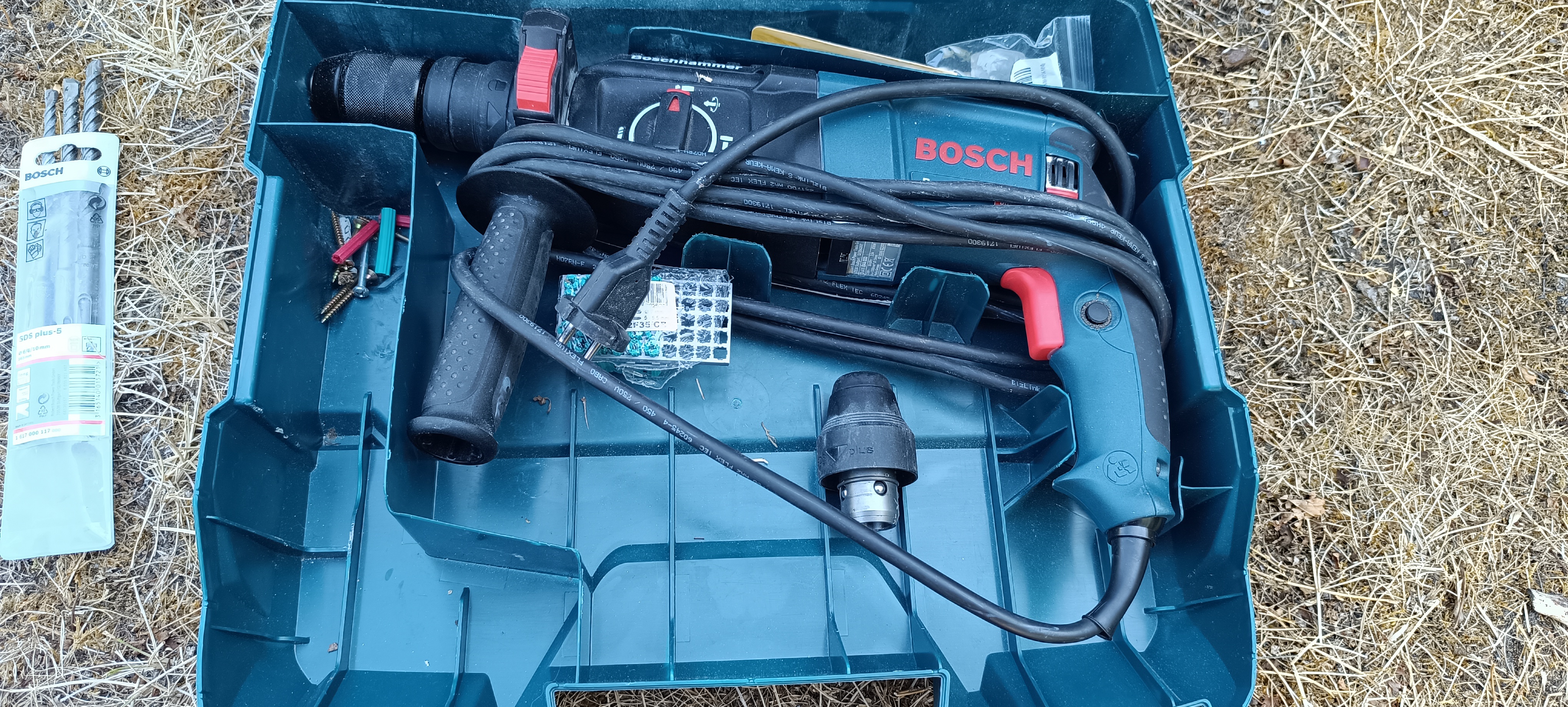 Rental Perforateur between individuals (78)