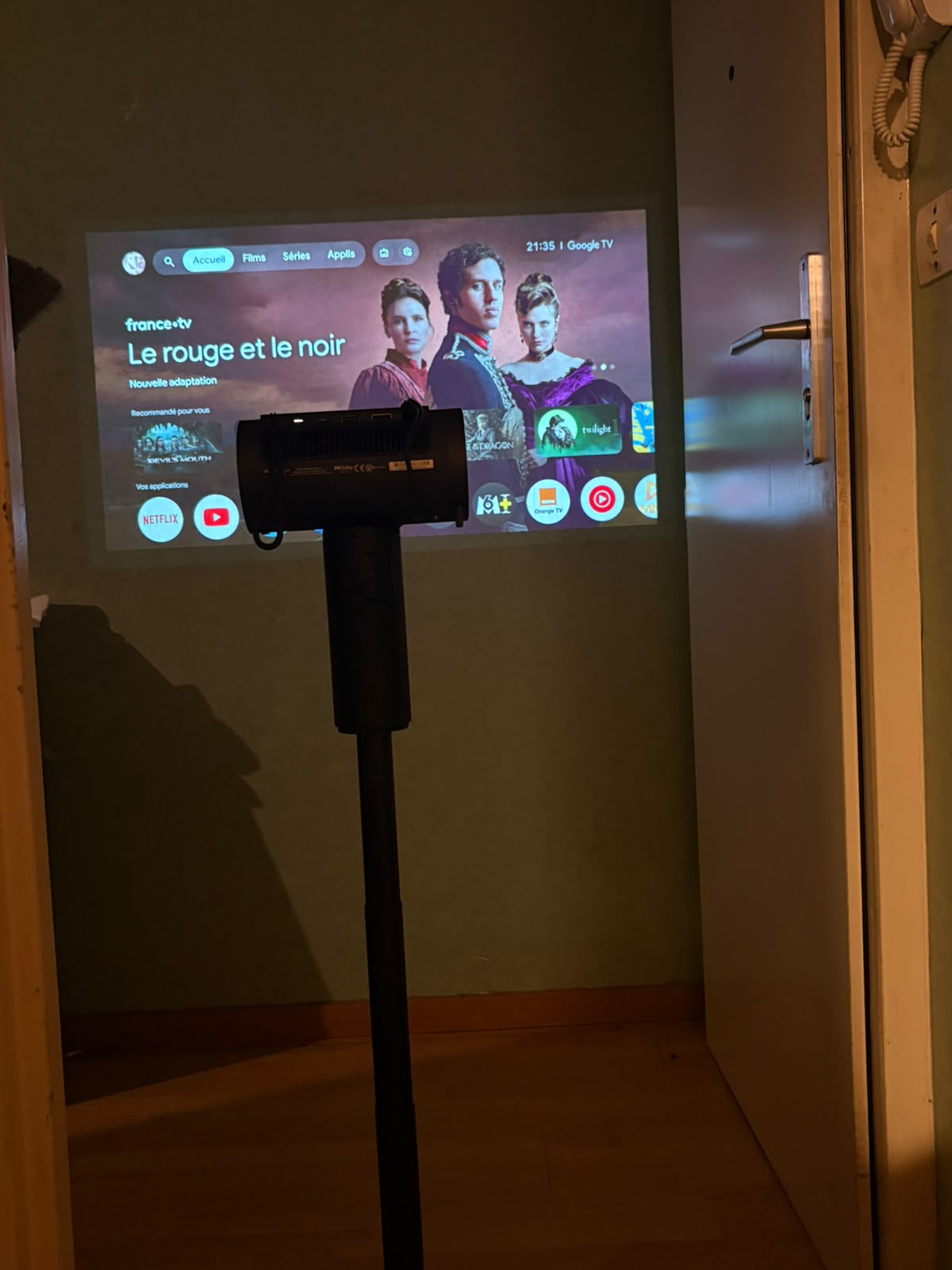 Rental Videoprojecteur between individuals (78)
