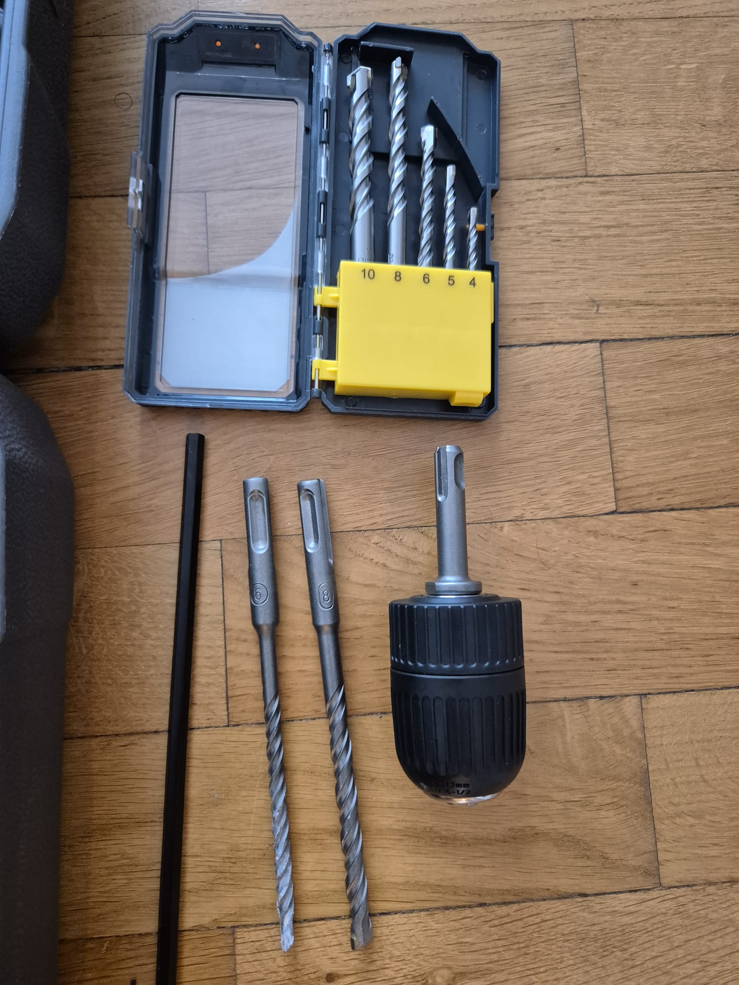 Rental Perforateur between individuals (38)
