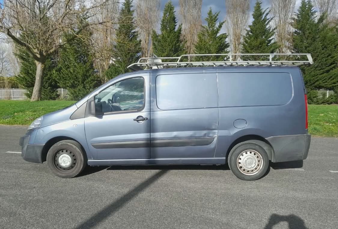 Rental Utilitaire between individuals (13)