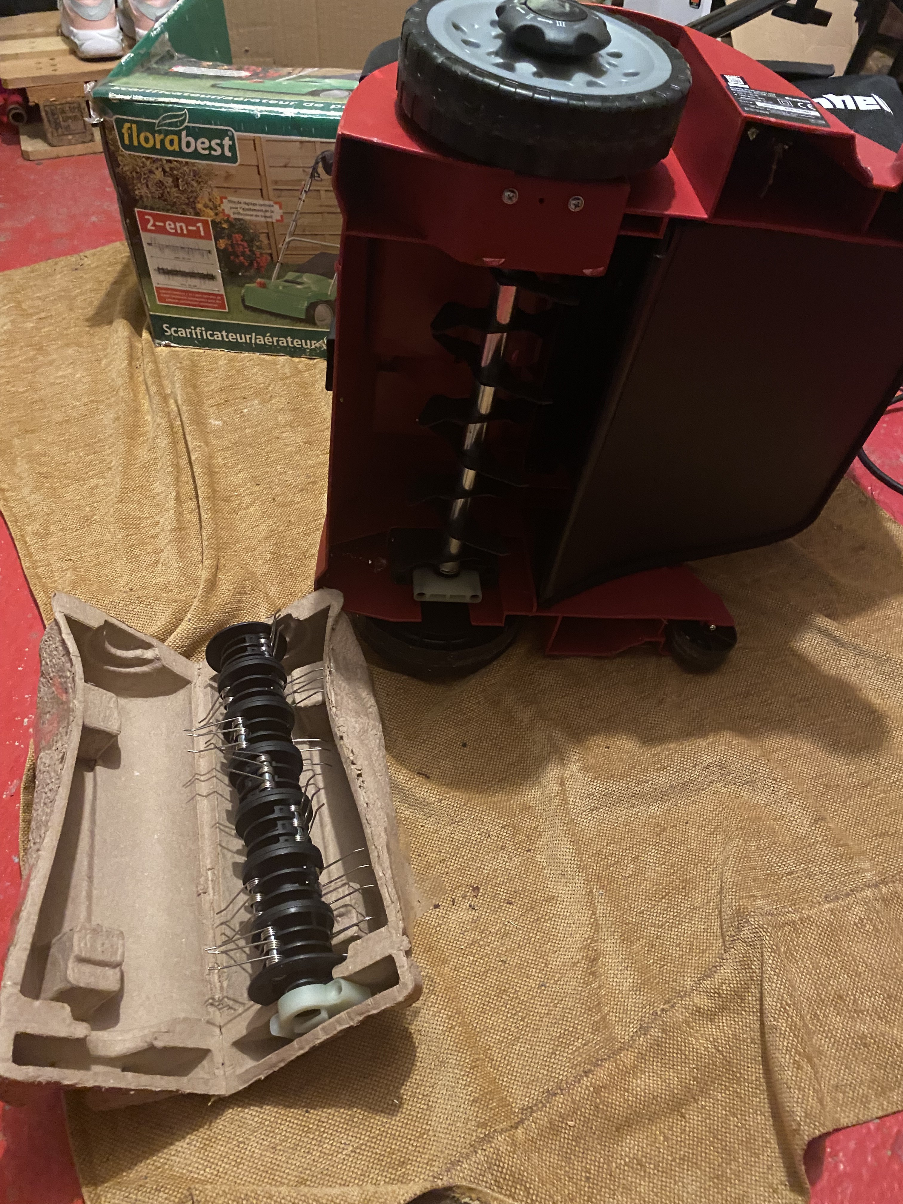Rental Scarificateur between individuals (91)