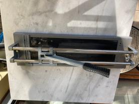 Location : carrelette Location : carrelette