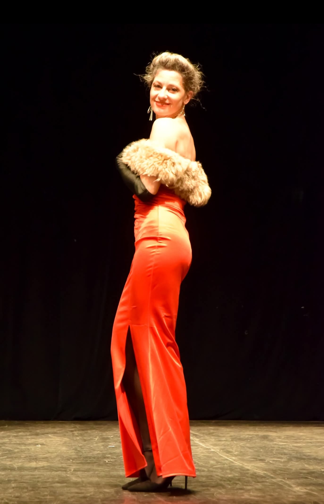 Rental Robe de soiree between individuals (45)