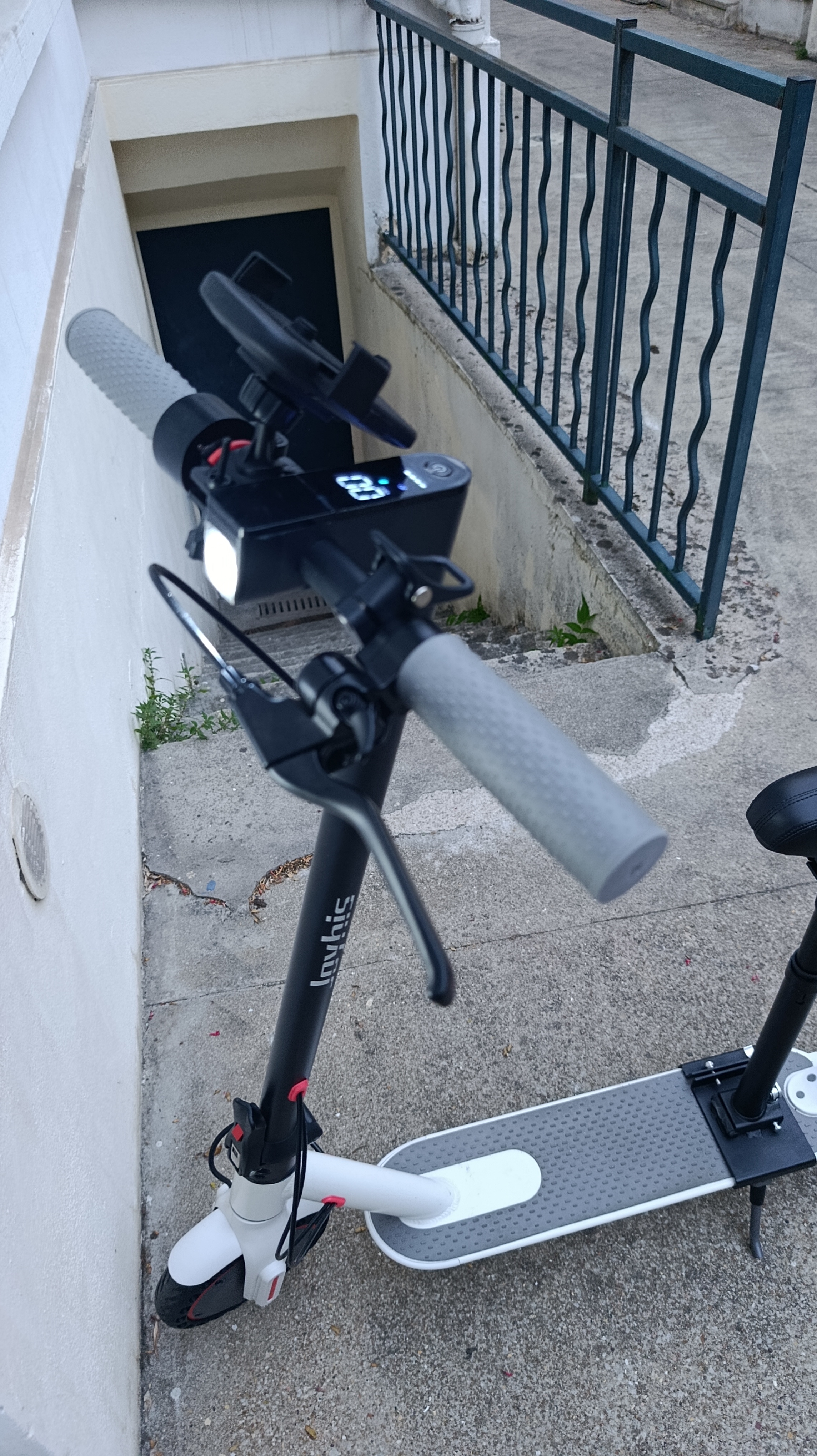 Rental Trottinette between individuals (94)