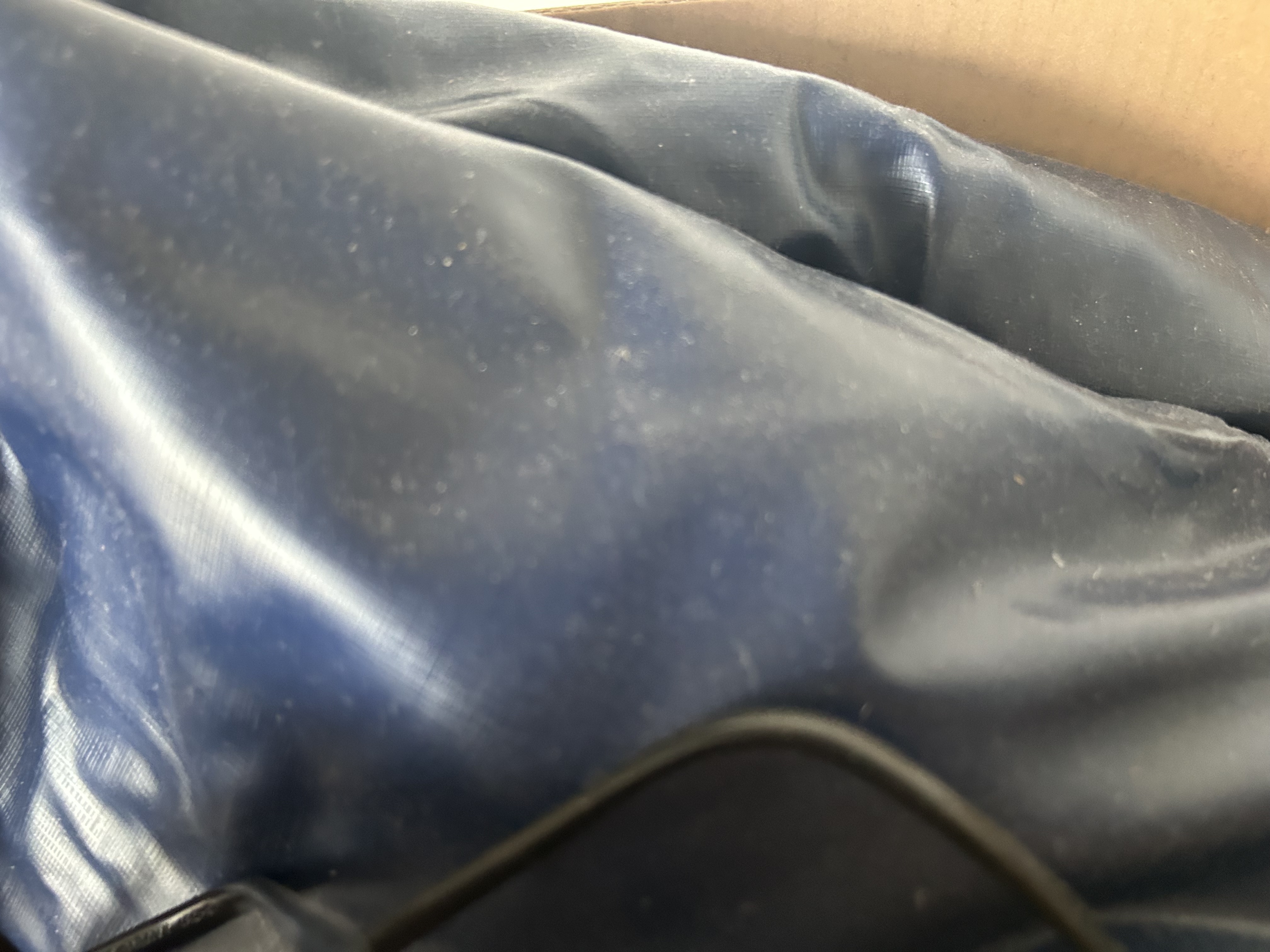 Rental Matelas gonflable between individuals (92)