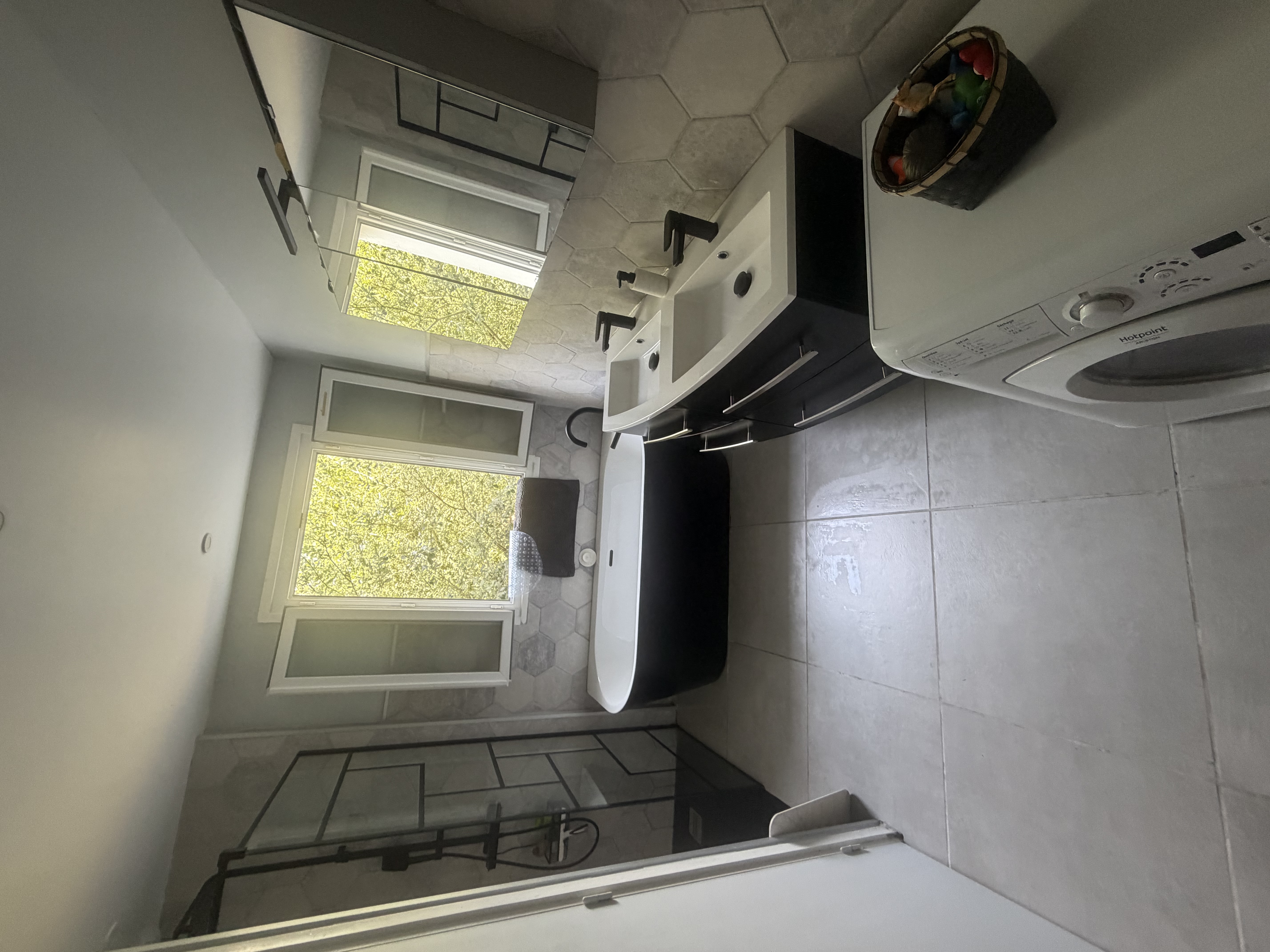 Service menage entre particuliers (64)