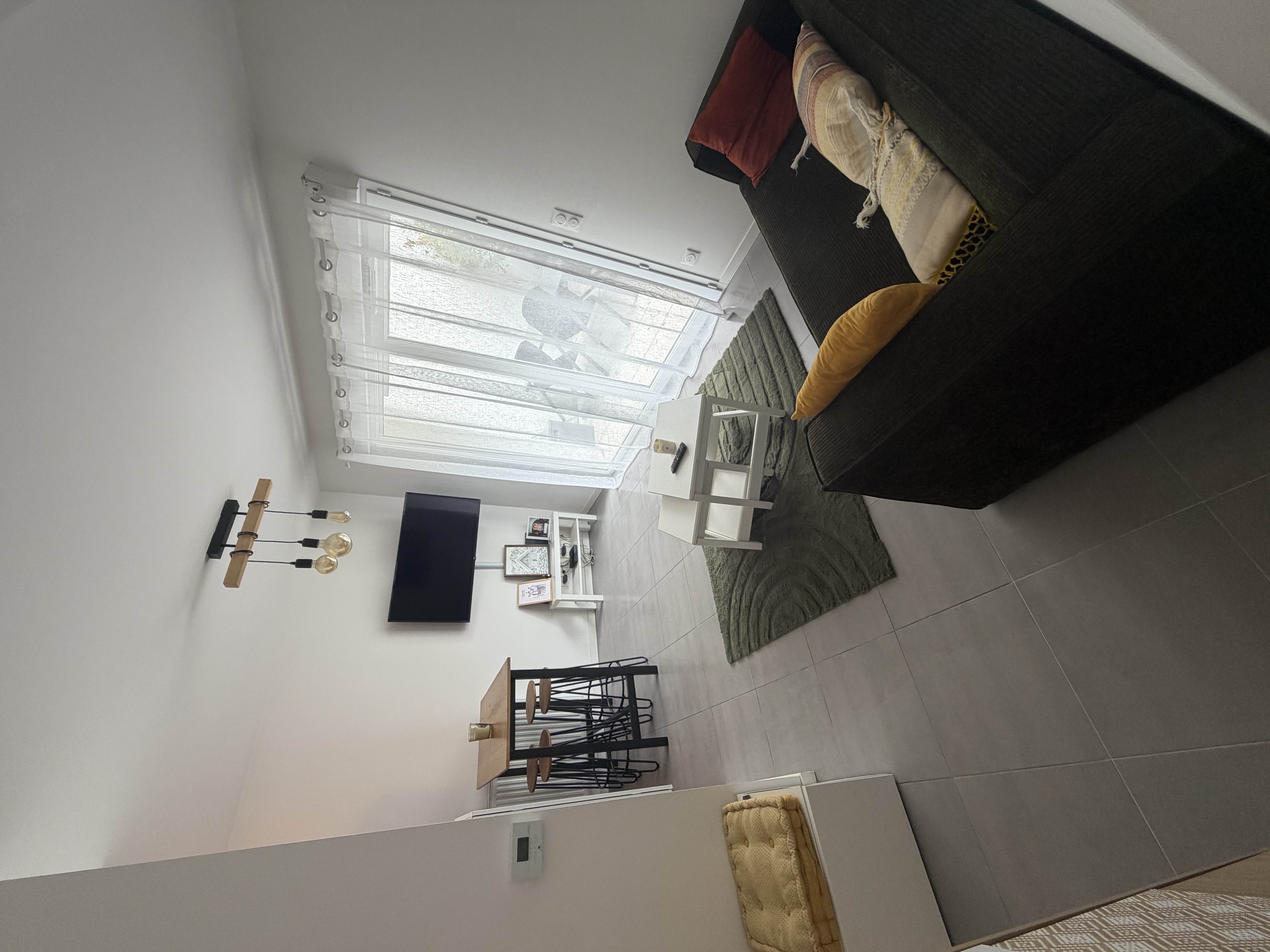 Service menage entre particuliers (64)