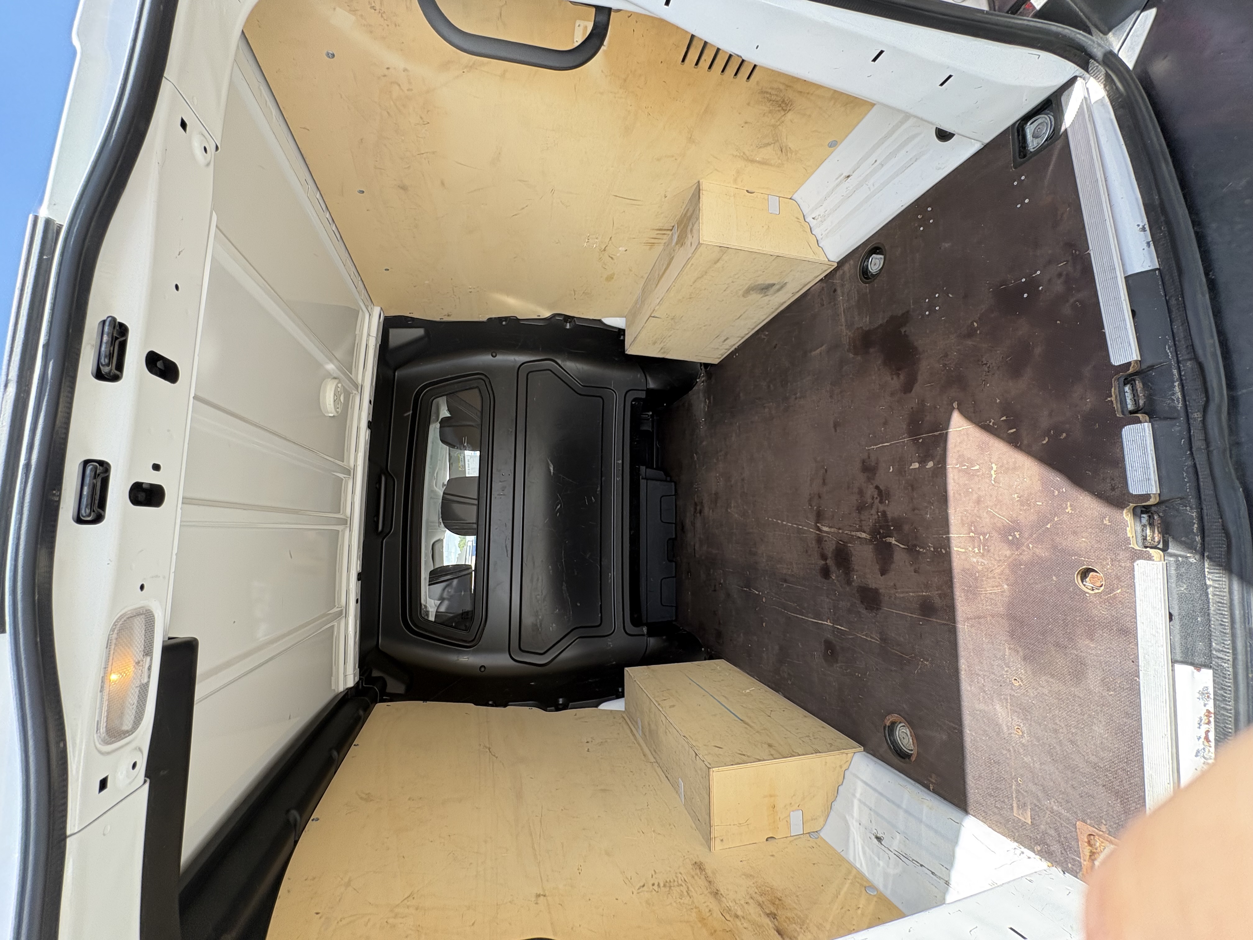 Rental Utilitaire between individuals (29)