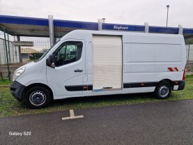 Service avec fourgon
