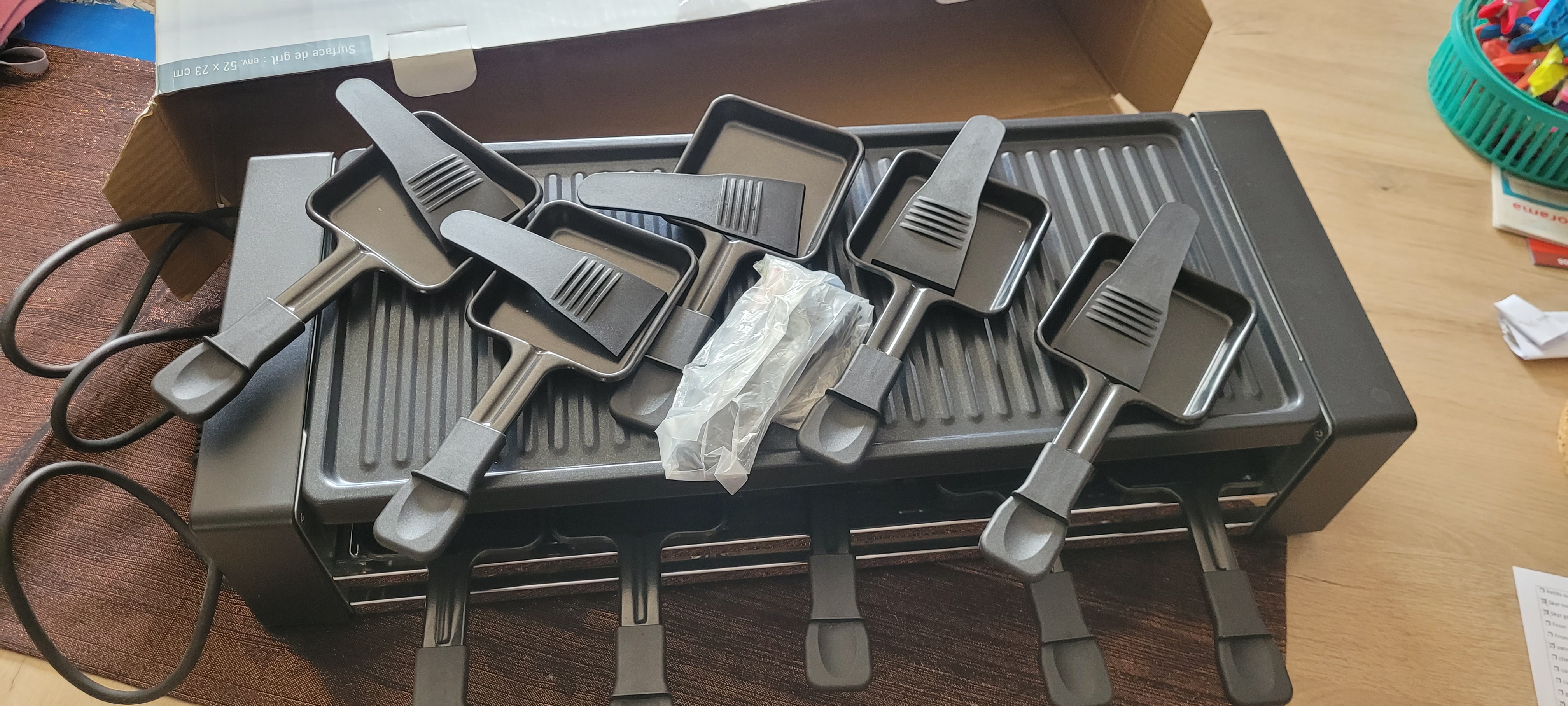 Rental Appareil a raclette between individuals (77)
