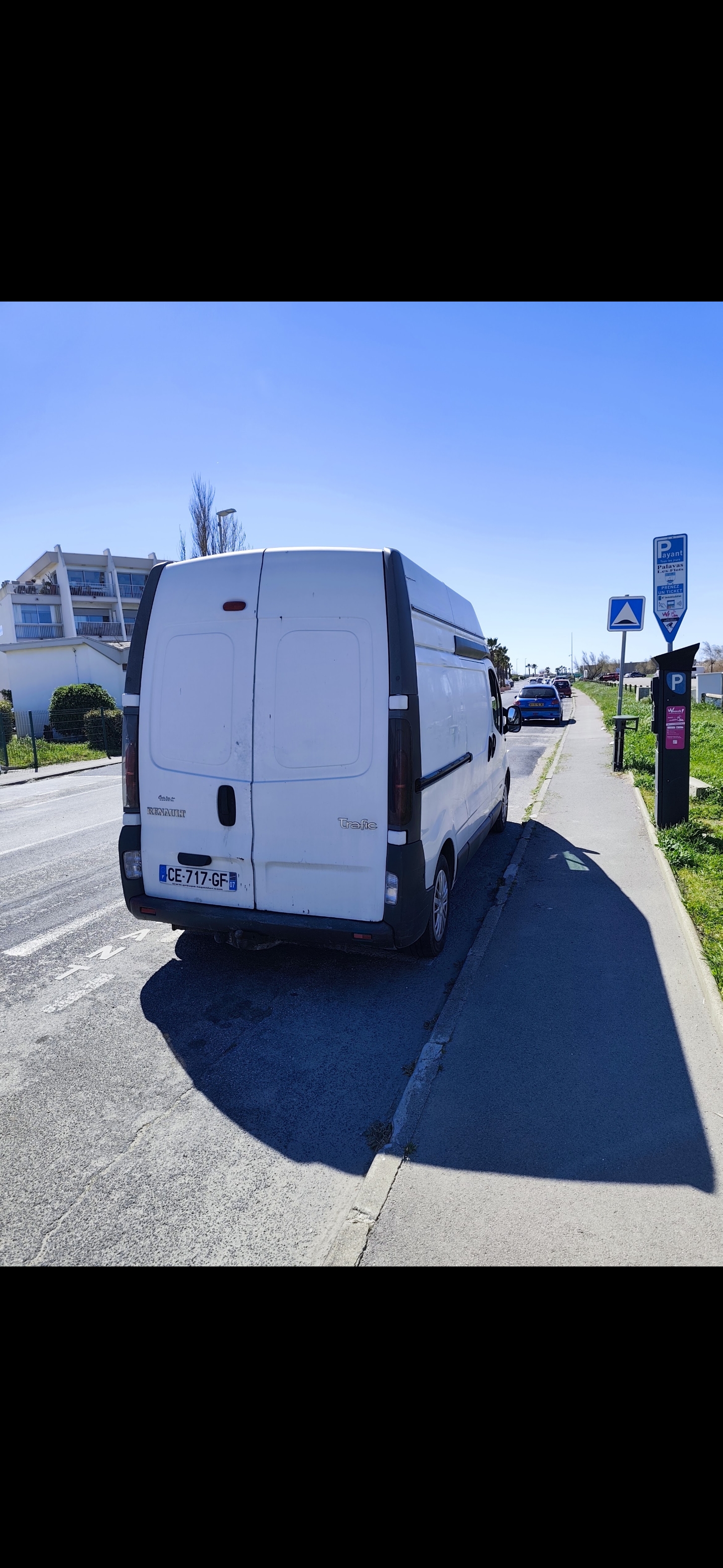 Service Avec camion between individuals (34)