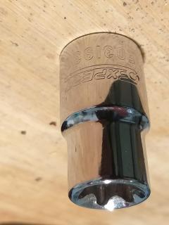 Location : douille Location : douille