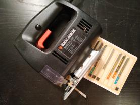 Location : scie sauteuse Location : scie sauteuse