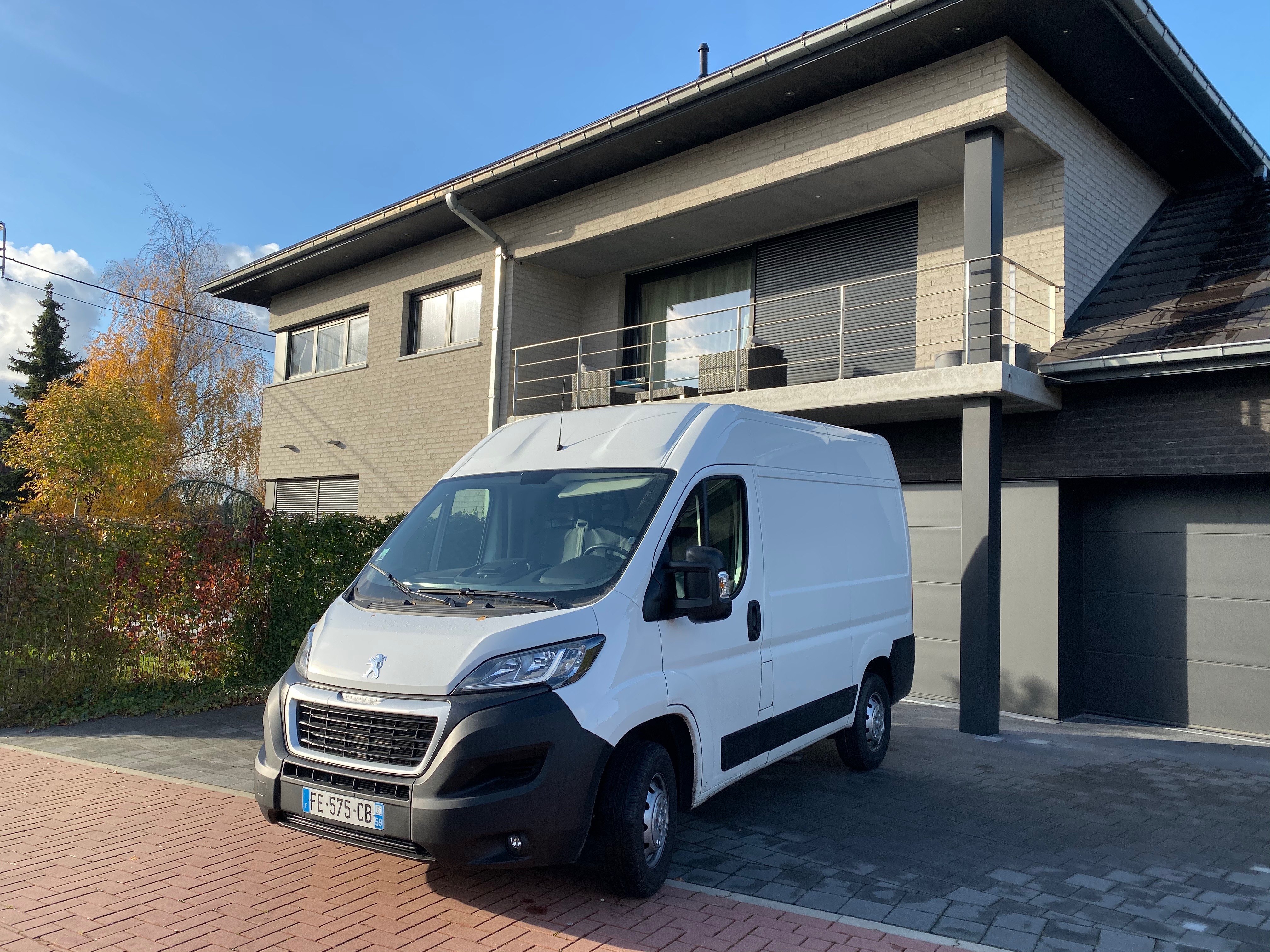 Service avec fourgon 59 entre particuliers