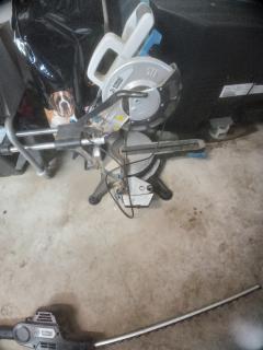 Location : scie a onglet Location : scie a onglet