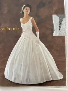 Location : robe de mariee Location : robe de mariee