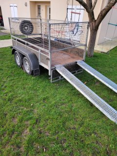 Location : remorque Location : remorque