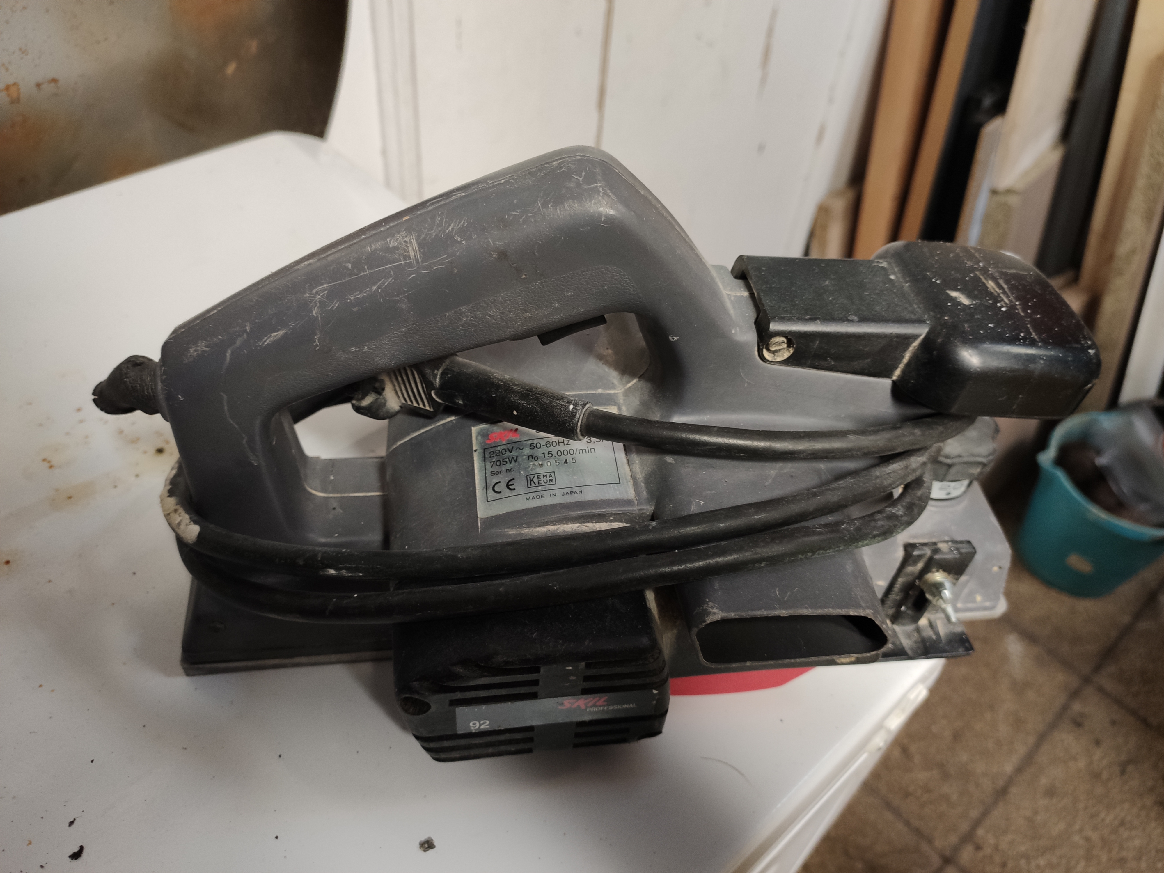 Location rabot electrique 40 entre particuliers