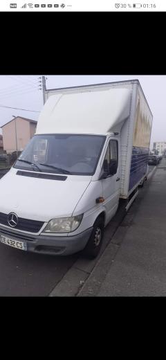 Location : utilitaire Location : utilitaire