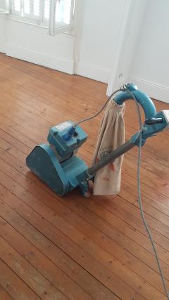 Location : ponceuse Location : ponceuse